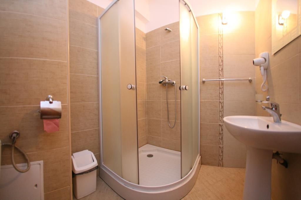 Guest House Lacul Linistit モネアサ 部屋 写真
